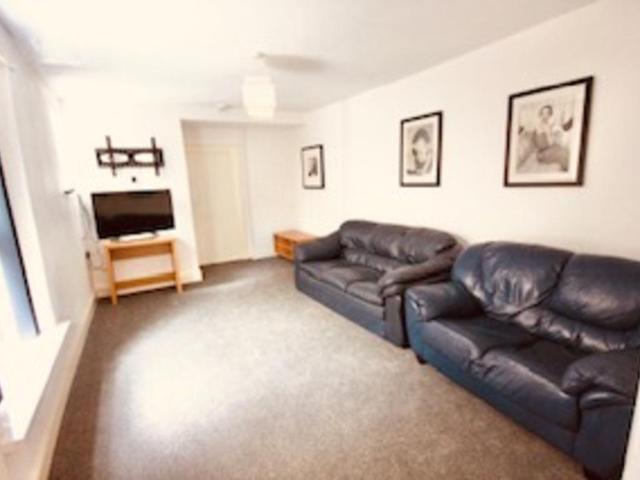 Room for rent in Mount Wise
