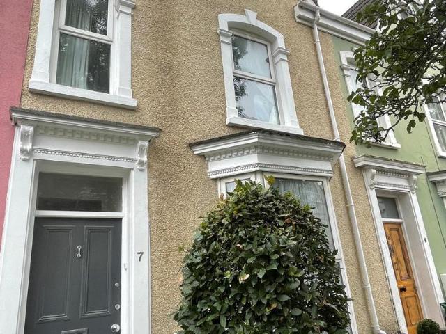 Room for rent in Nangreaves, Wales