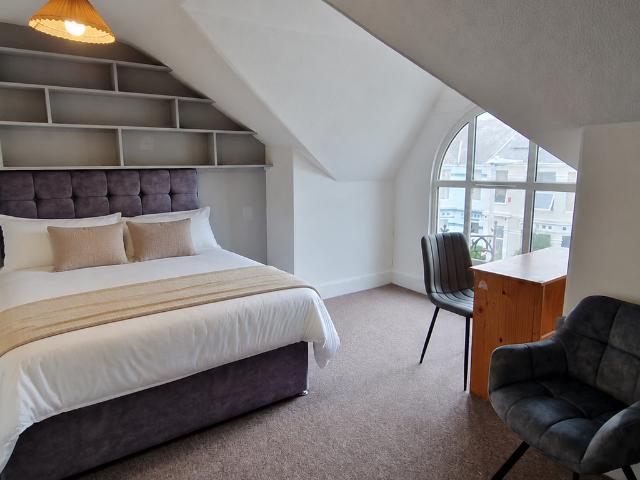 Room for rent in St.Judes, Mount Wise