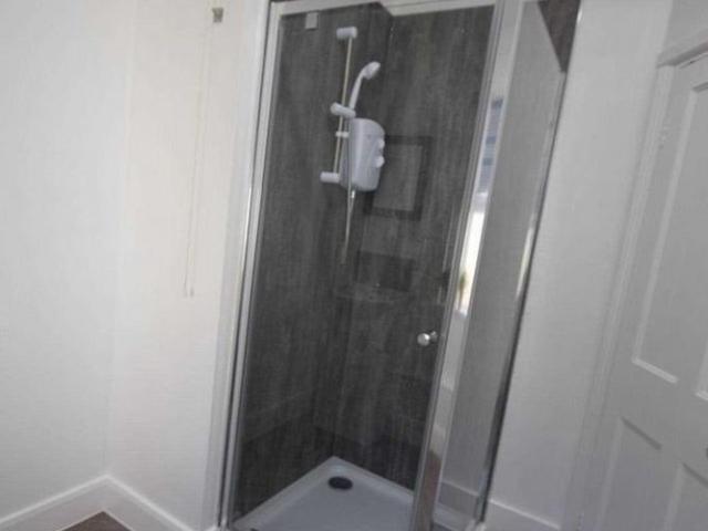 Room for rent in Southend City Centre Neighbourhood, Alton Barnes
