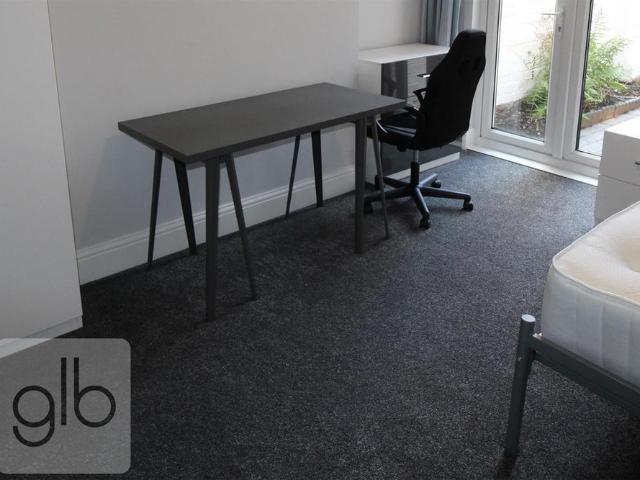 Room for rent in Coundon, West Midlands