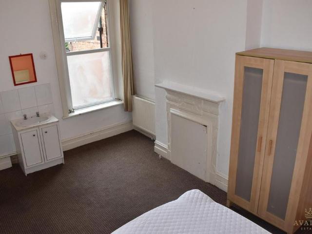 Room for rent in West Cliff, Bournemouth