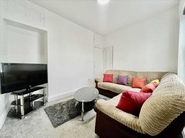Room for rent in Greenbank, Plymouth