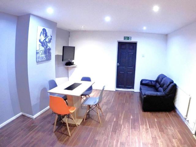 Room for rent in New Boultham, Brayford