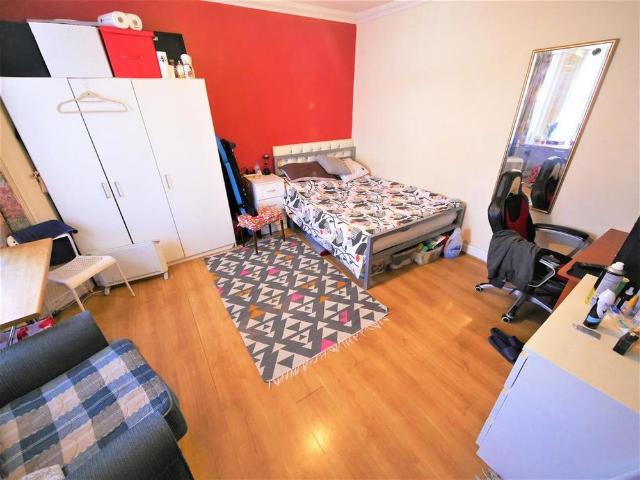 Room for rent in Charminster, Bournemouth