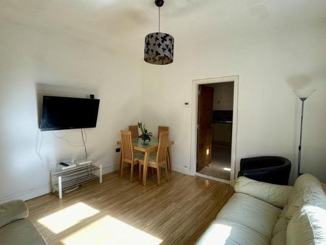 Room for rent in Sharrow Vale, South Yorkshire