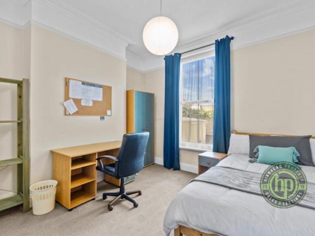 Room for rent in Mount Wise