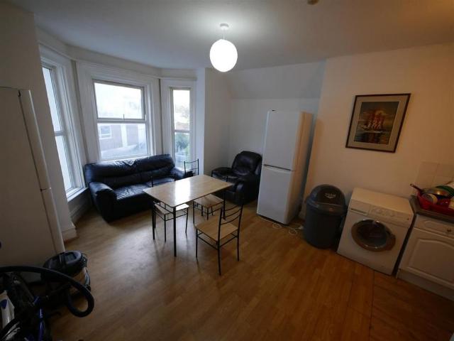 Room for rent in West Cliff, Bournemouth