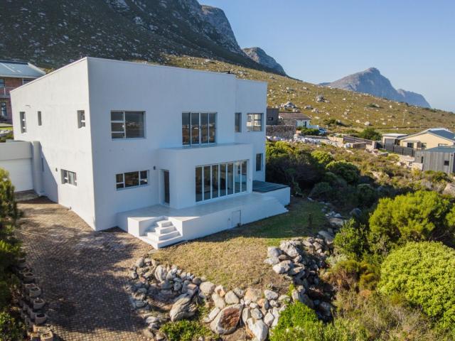 House for rent in Mooiuitsig, Overstrand Local Municipality