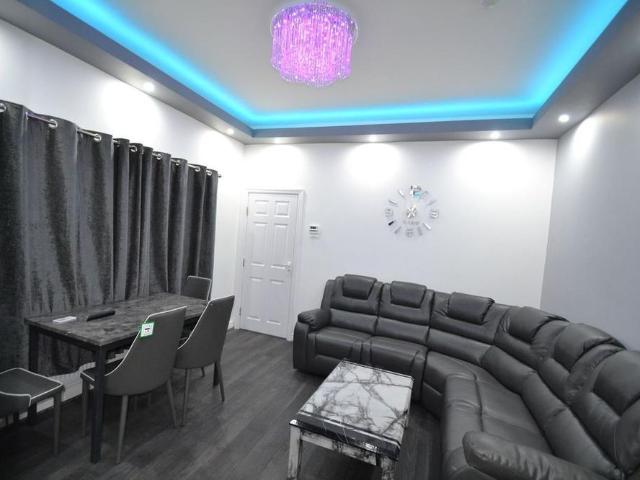 Room for rent in Victoria Park, Manchester