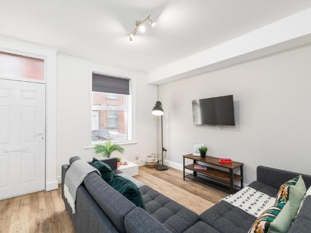 House for rent in Hyde Park, Leeds