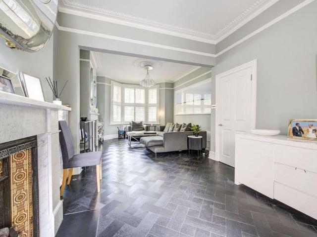 House for rent in London Borough of Hammersmith and Fulham, Greater London