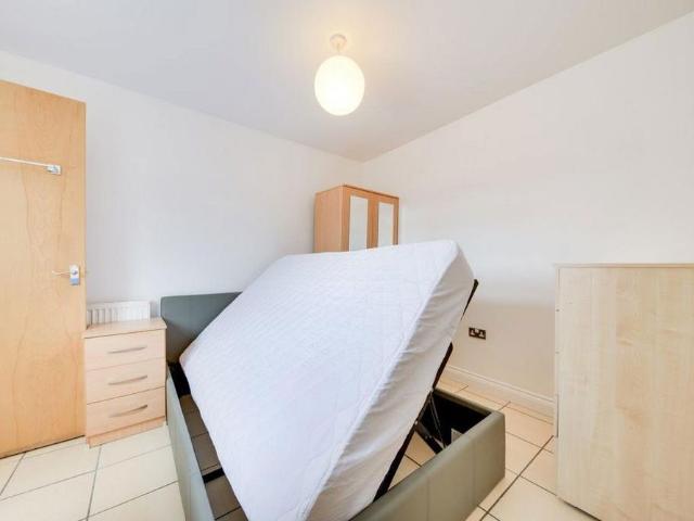 House for rent in Hales Place, The Bridge
