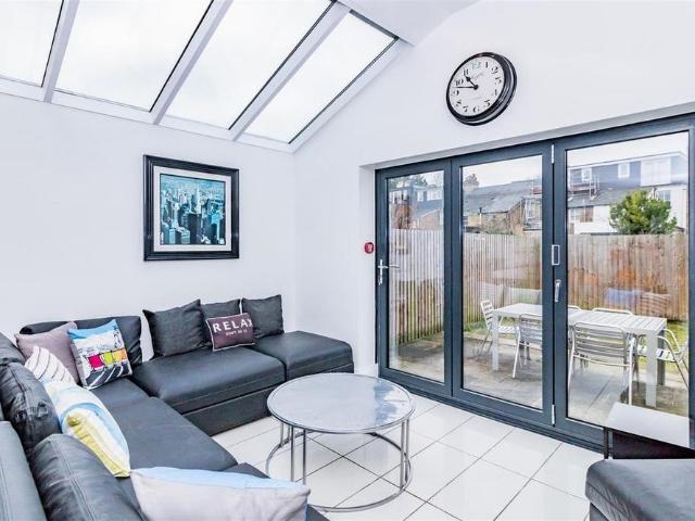 House for rent in The Slade, Oxfordshire