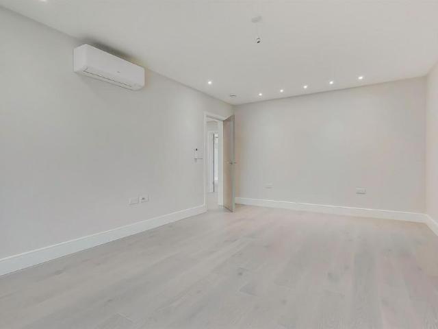 House for rent in London Borough of Barnet, Greater London