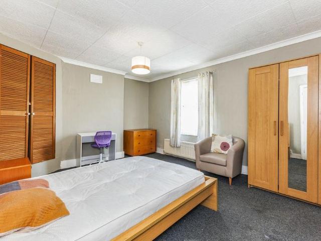 Room for rent in Greater London