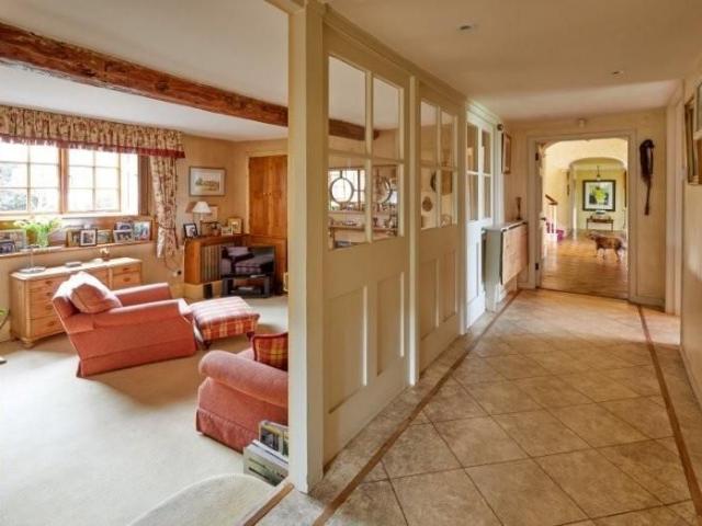 House for rent in Cliff Hill, Green Close