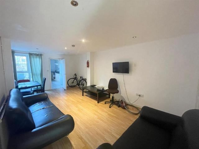 House for rent in Old Lenton, Haddon