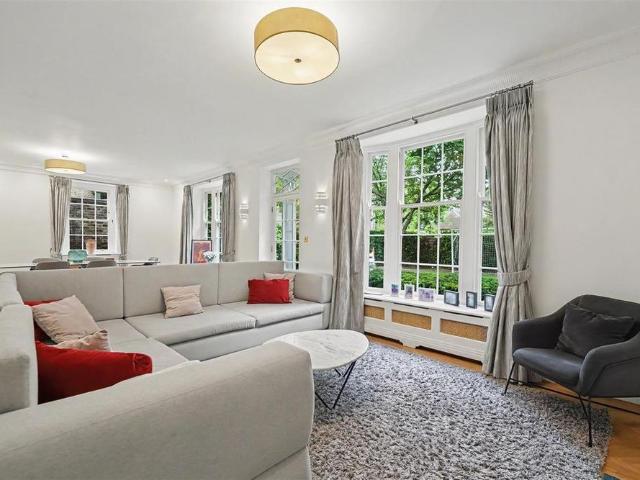House for rent in City of Westminster, Greater London