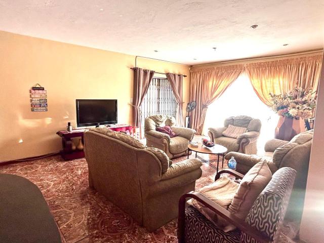 House for rent in Waterkloof, Gauteng