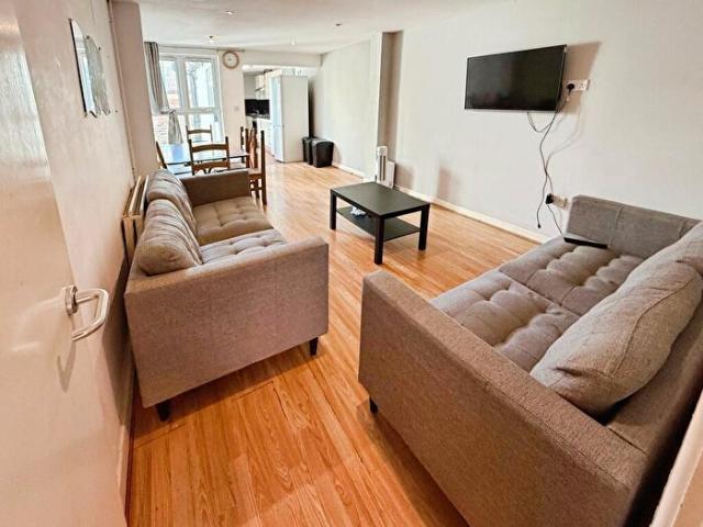 Apartment for rent in Old Lenton, Haddon