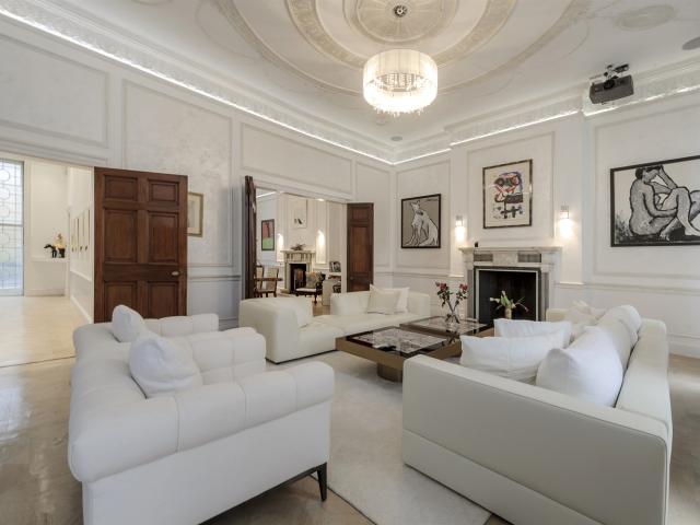 House for rent in East Marylebone, Cat Hill