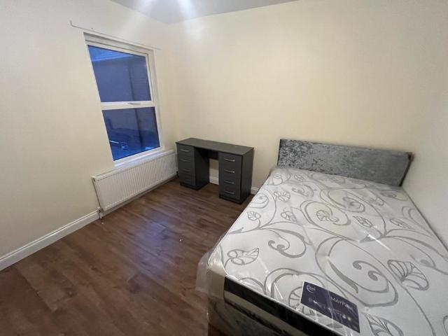 House for rent in Spring Park, Luton