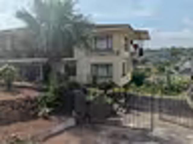 House for sale in Chatsworth, Kwazulu-natal