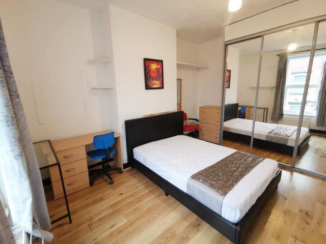 House for rent in Woodhouse, West Yorkshire
