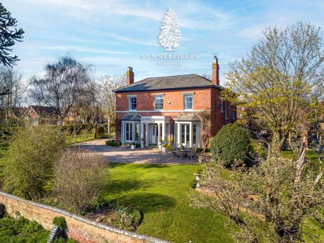House for sale in Worcestershire