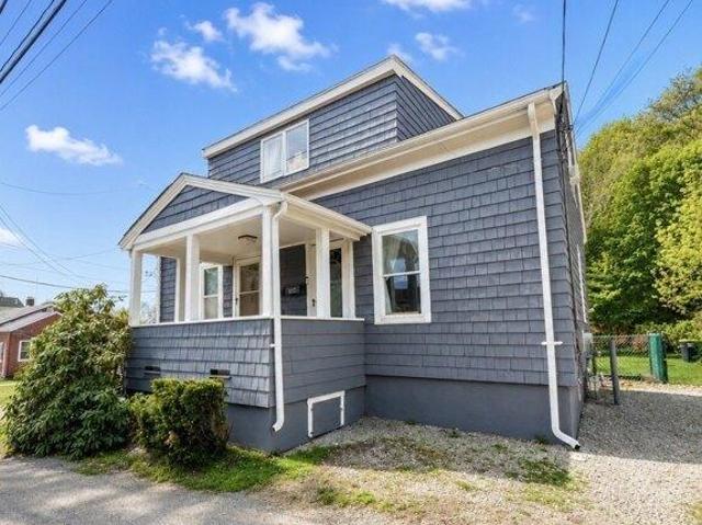 House for sale in Nantasket Beach, Hull