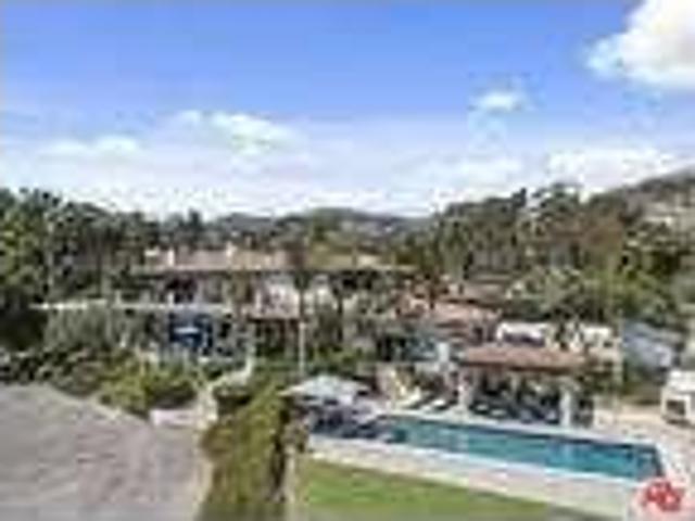 House for rent in Malibu