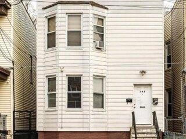 House for sale in Hudson, New Jersey