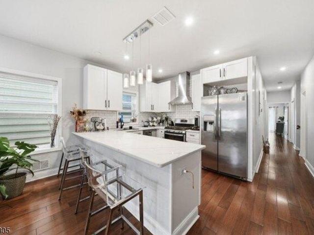 House for sale in Hudson, New Jersey