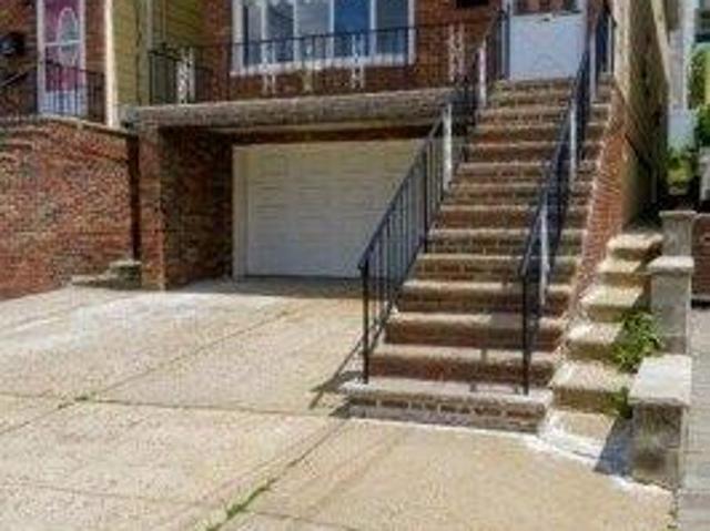 House for sale in Hudson, New Jersey