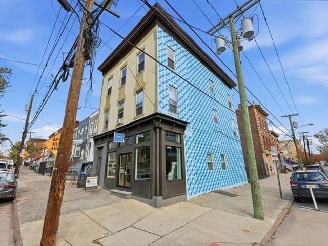 House for sale in Hudson, New Jersey