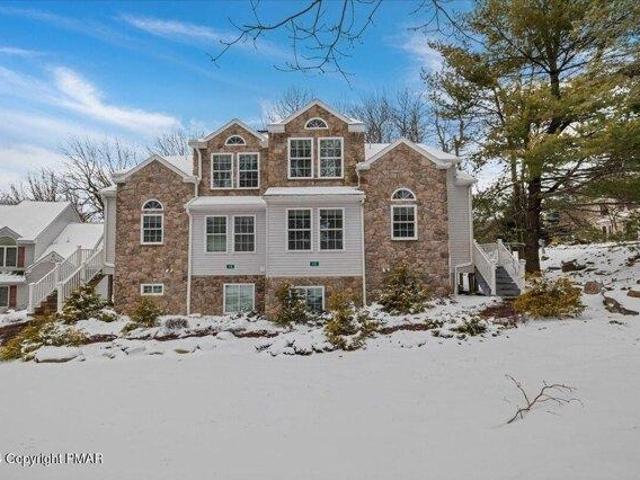 House for sale in Lake Harmony