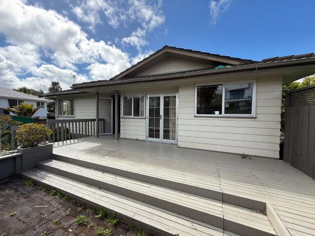 House for rent in Massey, Henderson-Massey