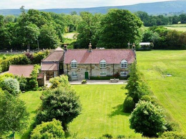 House for sale in North Yorkshire