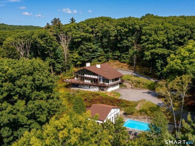House for sale in Litchfield, Northwest Hills Planning Region