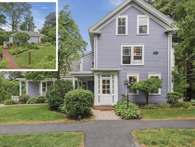 House for sale in Oaklands, Lowell