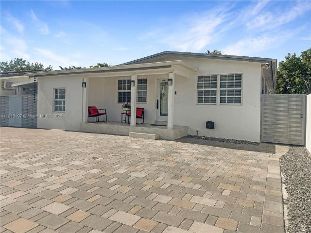 Villa for sale in Hialeah