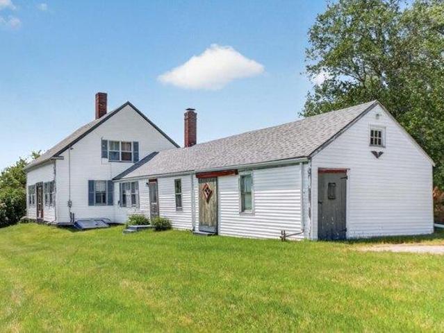 House for sale in Maine