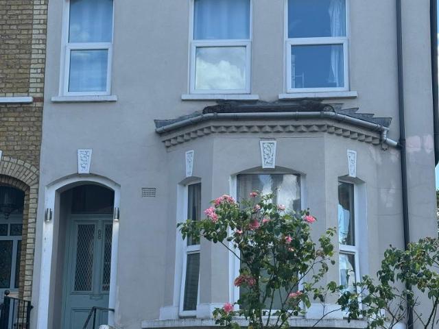 Maisonette for rent in Balham, Greater London
