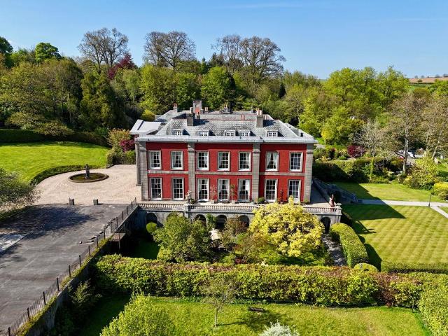 Flat for sale in Strode, Devon
