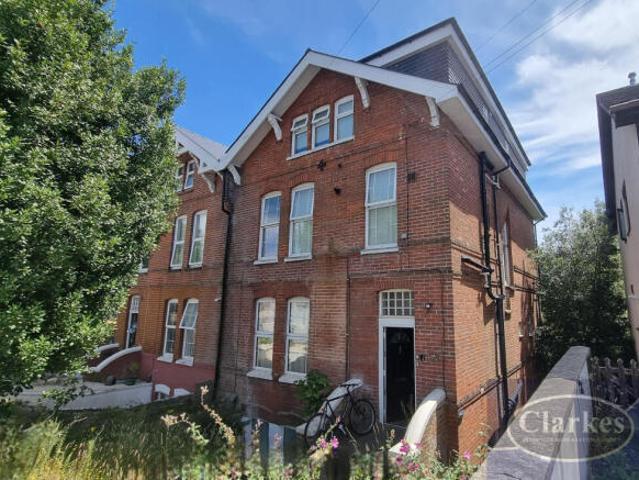 Maisonette for sale in Holme Valley, Holmfirth