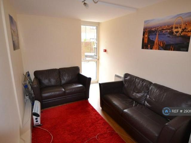 House for rent in Kensal Town, Greater London