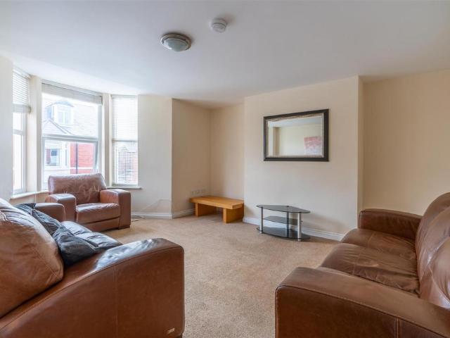 Flat for rent in Jesmond, Tyne And Wear