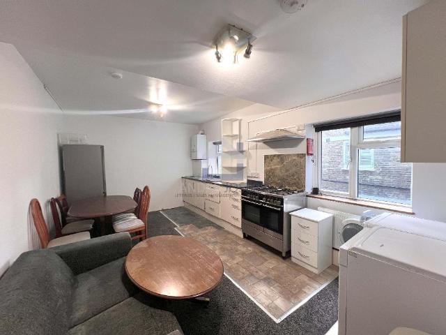 House for rent in Balham, Greater London