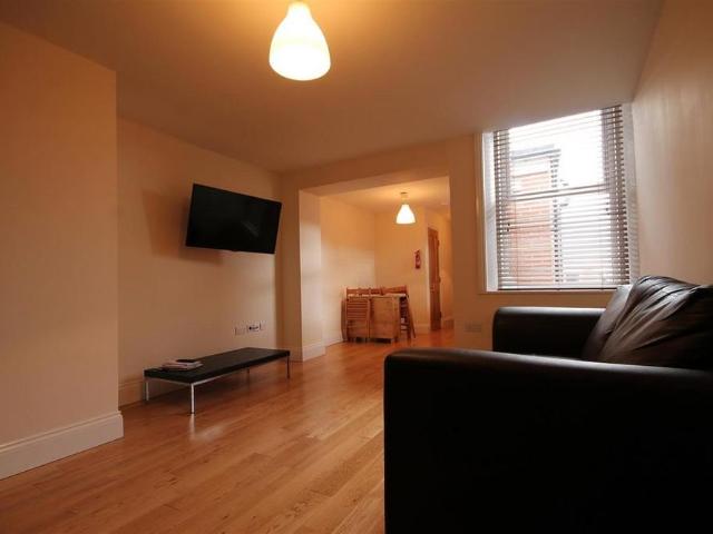 House for rent in City Centre, Doncaster